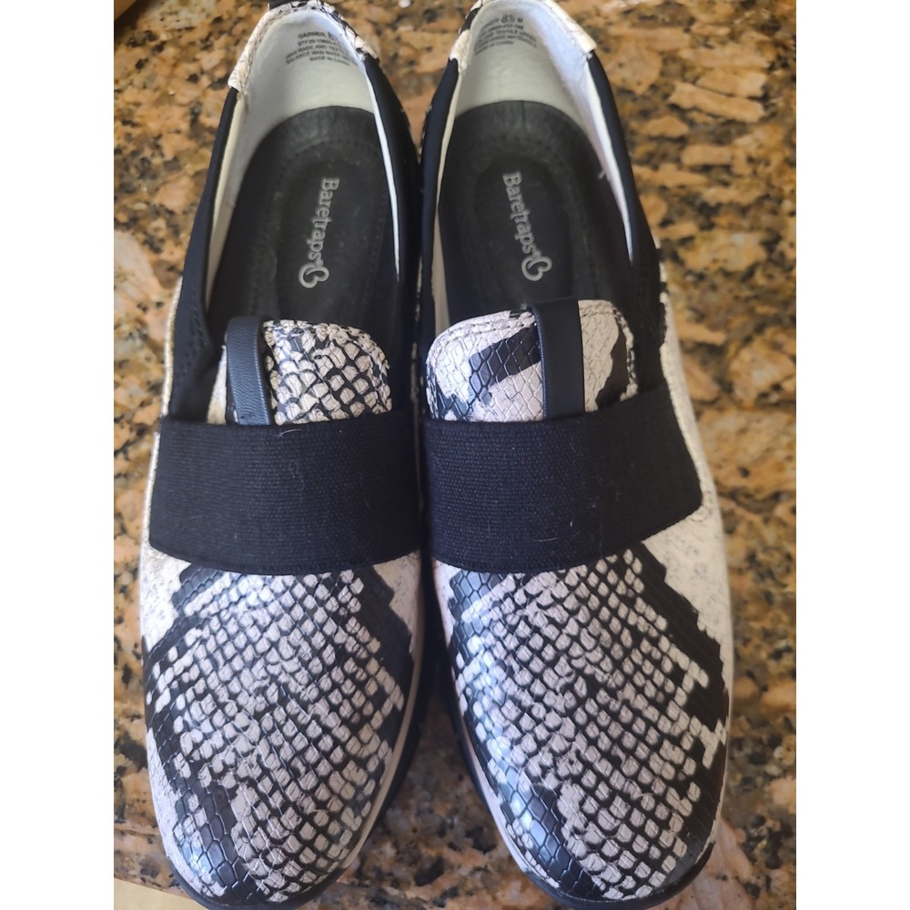 Good Used Condition Women's Size 8.5 M Shoe By Baretraps Snake Skin Pattern
